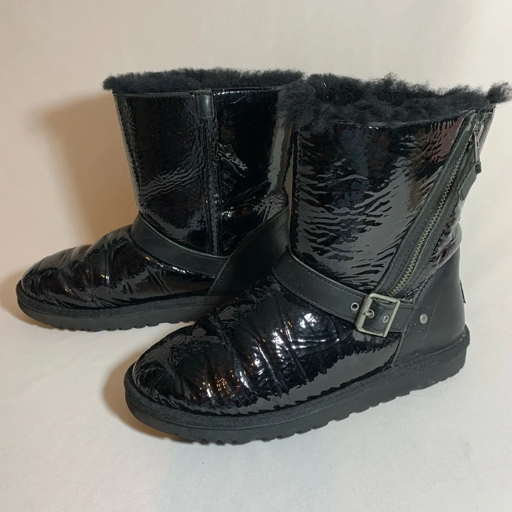 UGG Black Shiny Booties Sz 5 Big Girl
